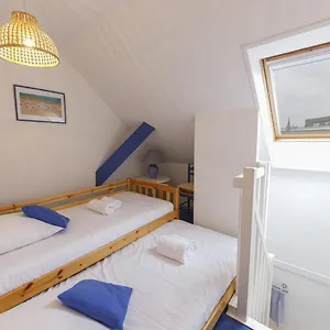  Appartement Vue Sur Le Port Avec Piscine Commune